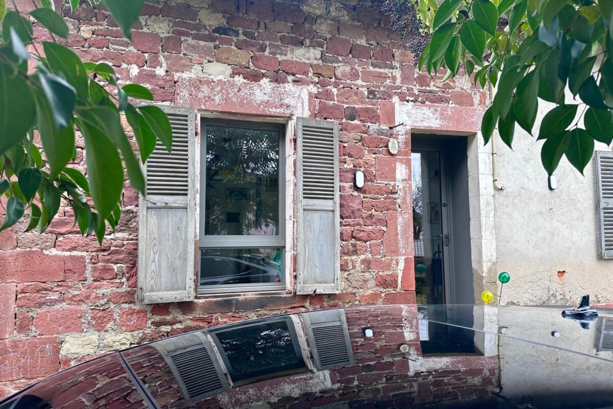 Maison De Marie - T2 Climterrasse - Meyssac Bourg Exterior photo